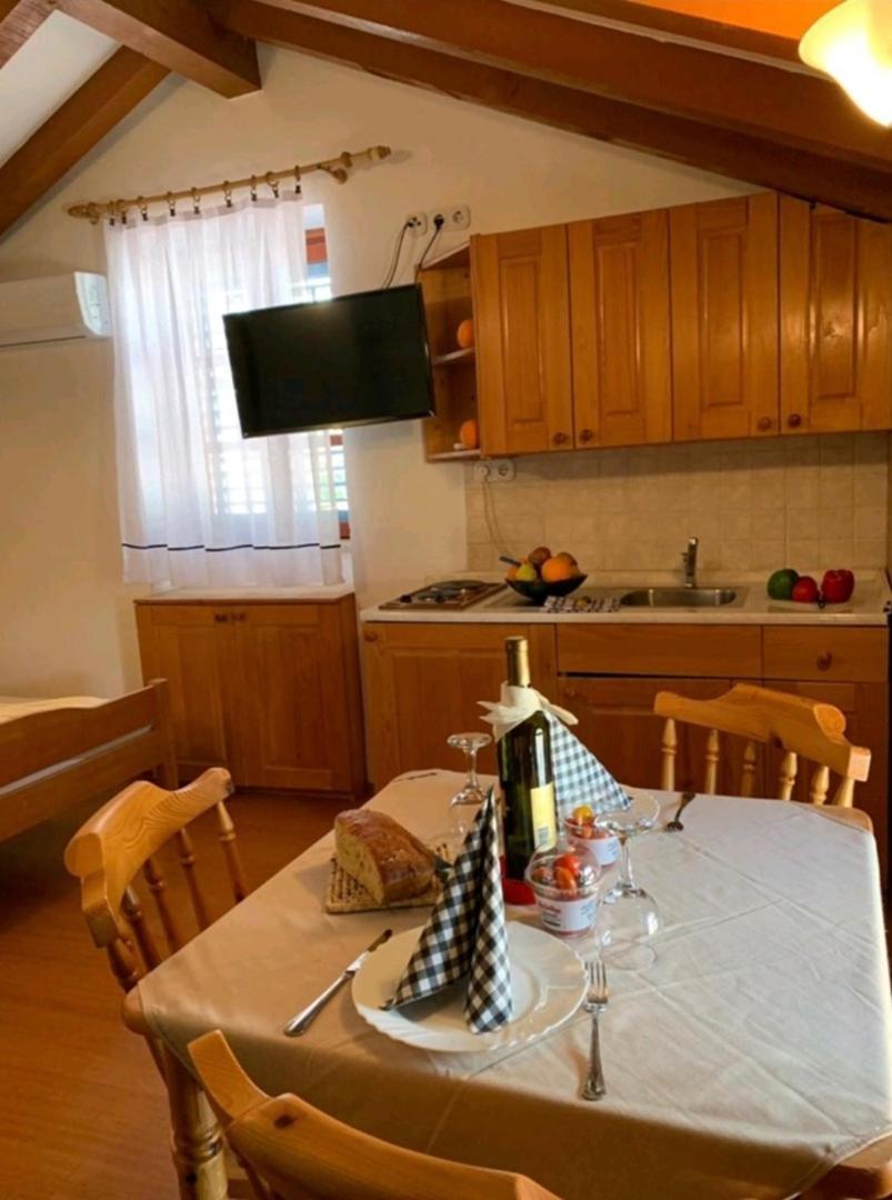 Lovely Studio Apartments Mali Raj Vrsar Ngoại thất bức ảnh